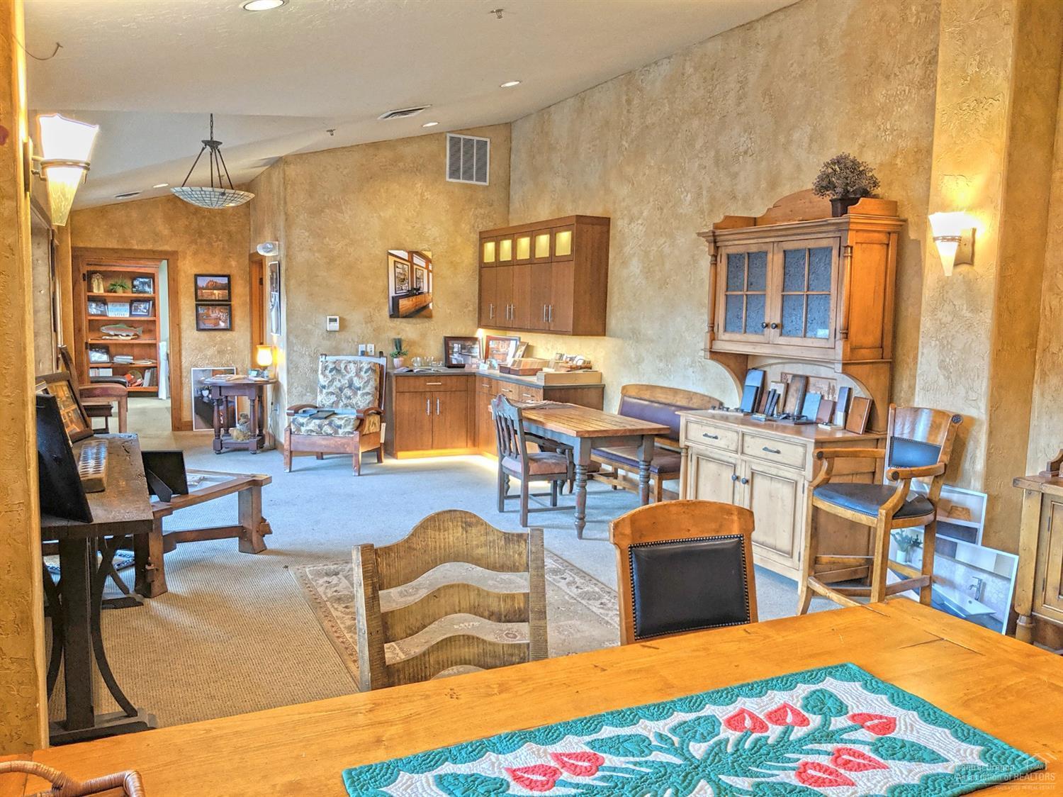 Reed Mkt Ind - Commercial Sale