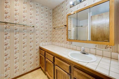 Tiny photo for 2323 Kona CIR, Medford, OR 97504 (MLS # 220227453)