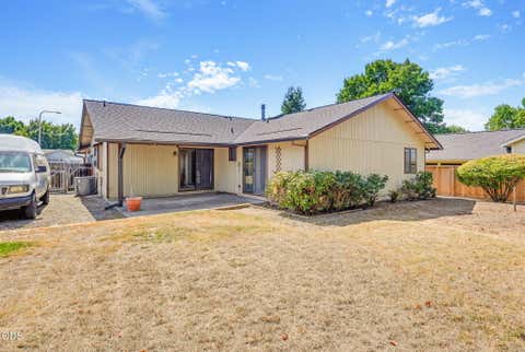 Tiny photo for 2323 Kona CIR, Medford, OR 97504 (MLS # 220227453)