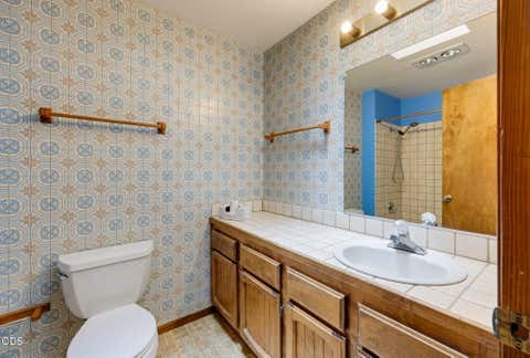 Tiny photo for 2323 Kona CIR, Medford, OR 97504 (MLS # 220227453)