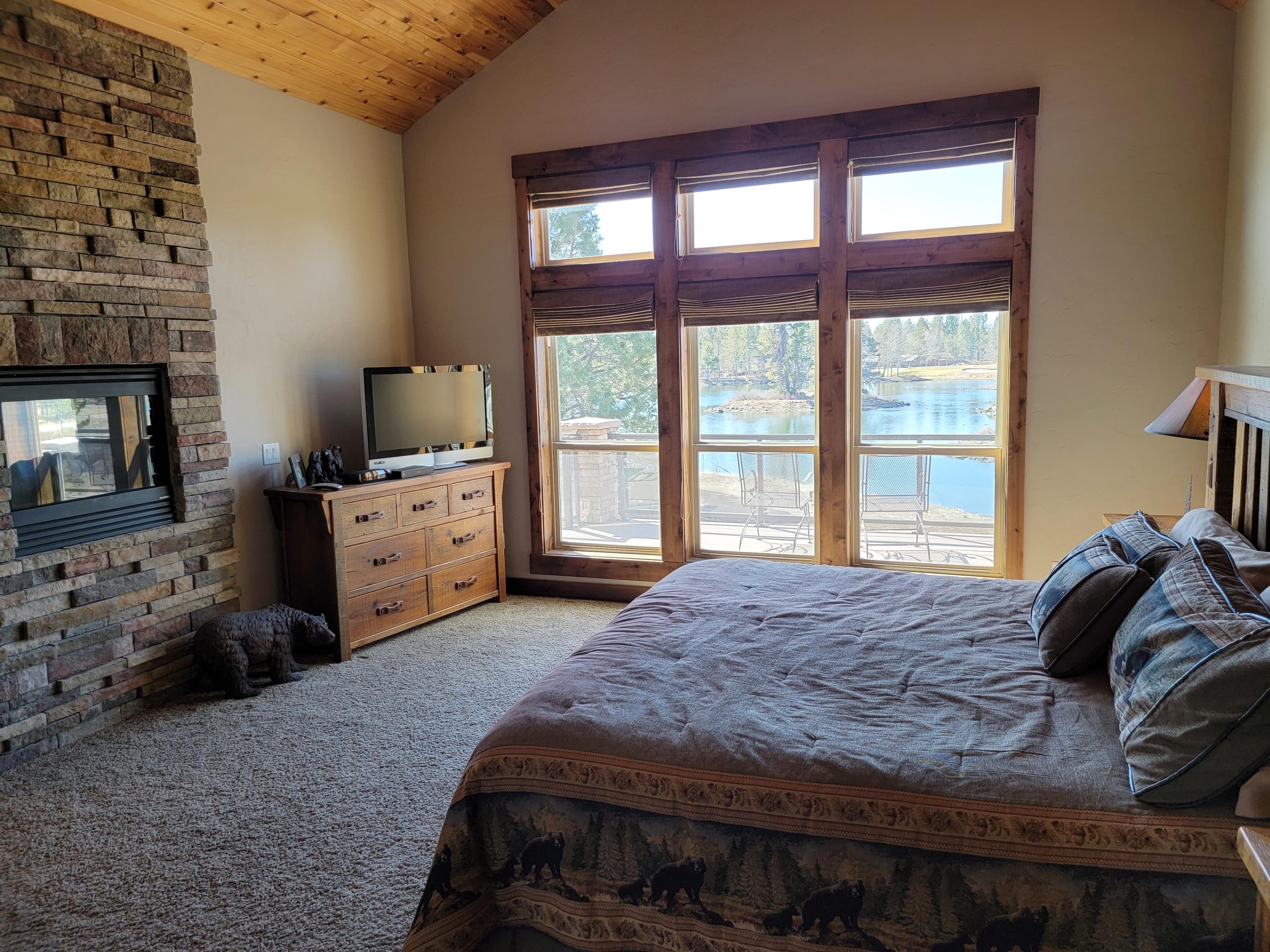 Fairway Point Villag - Residential