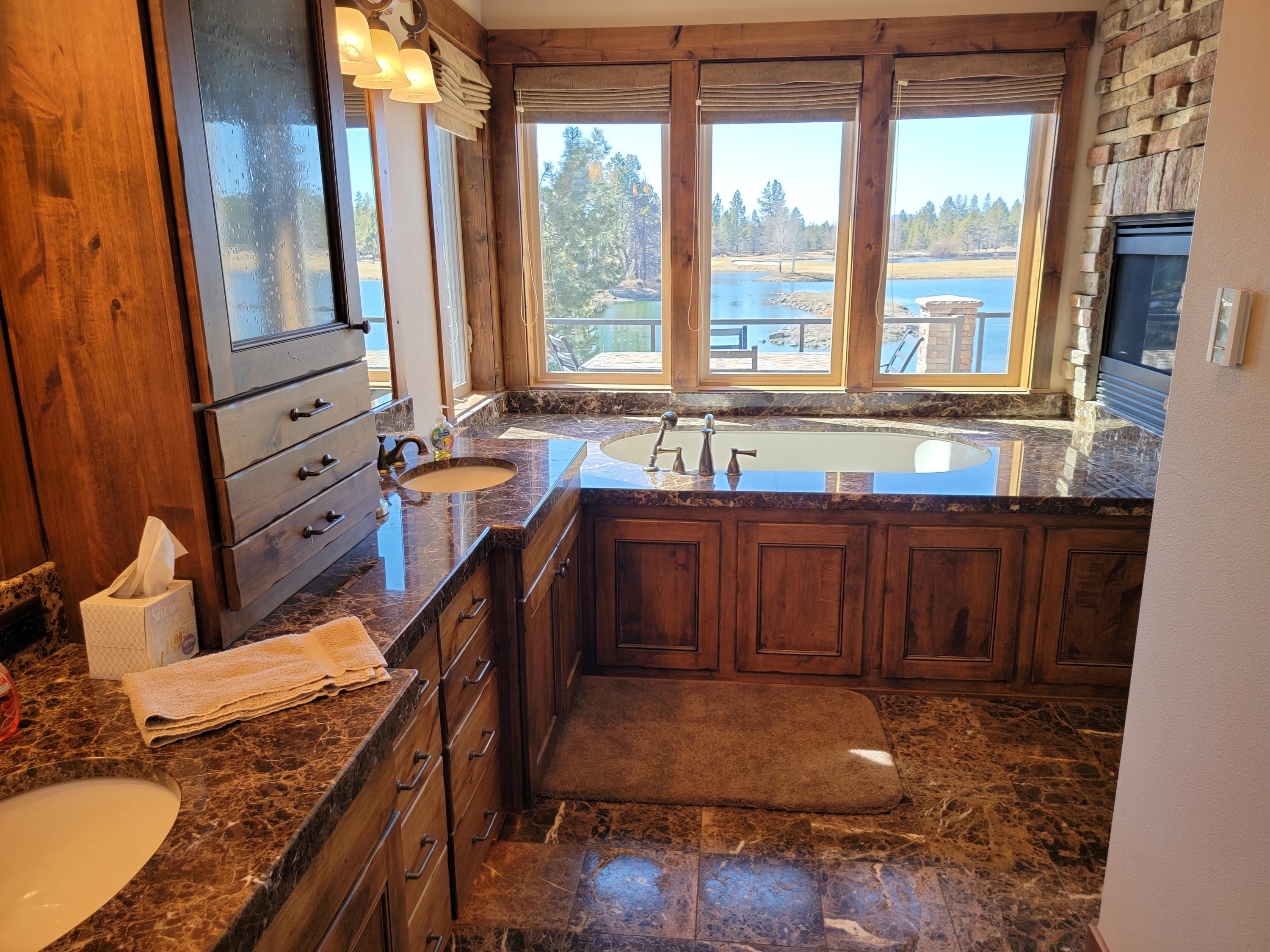 Fairway Point Villag - Residential