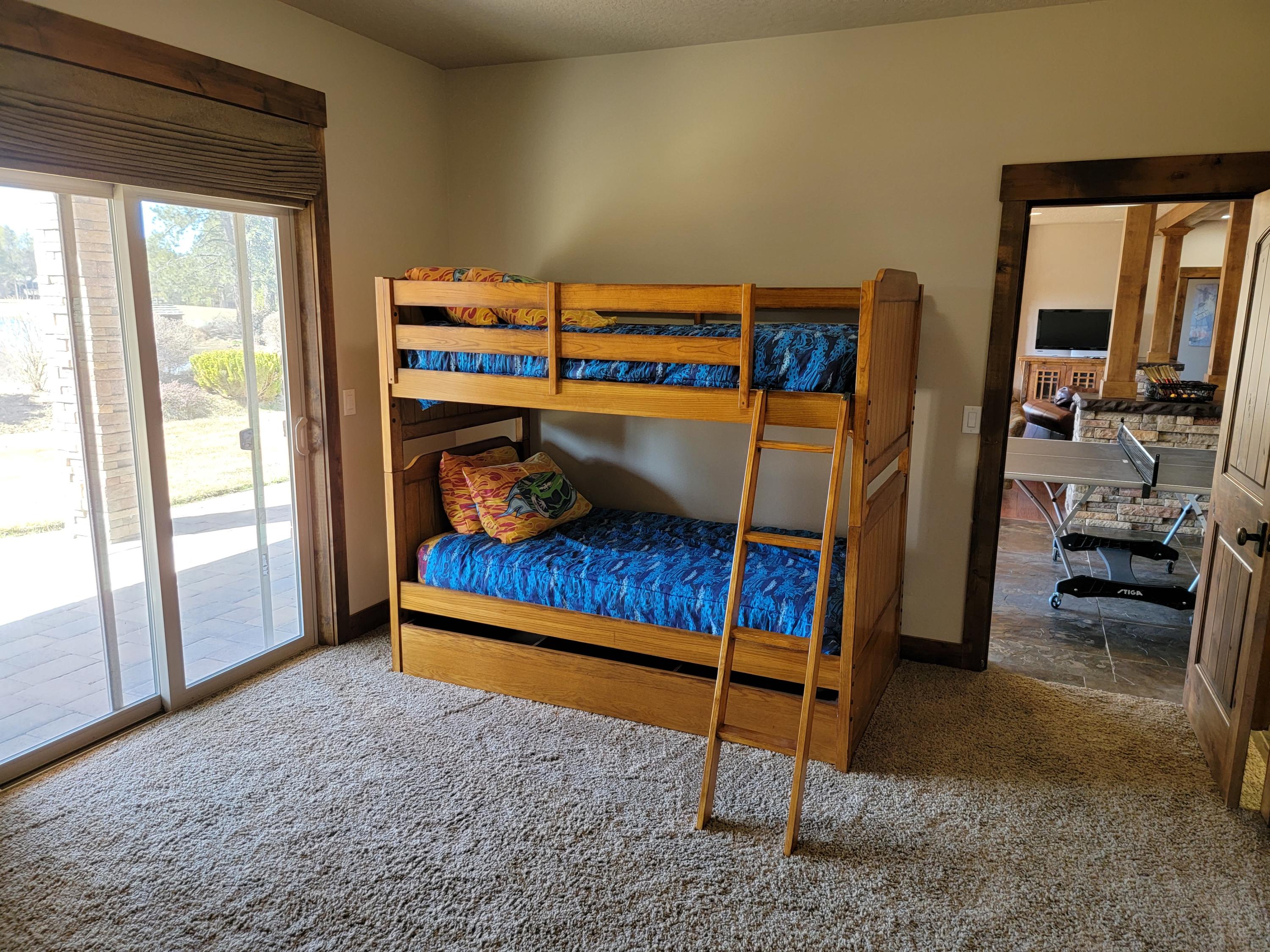 Fairway Point Villag - Residential