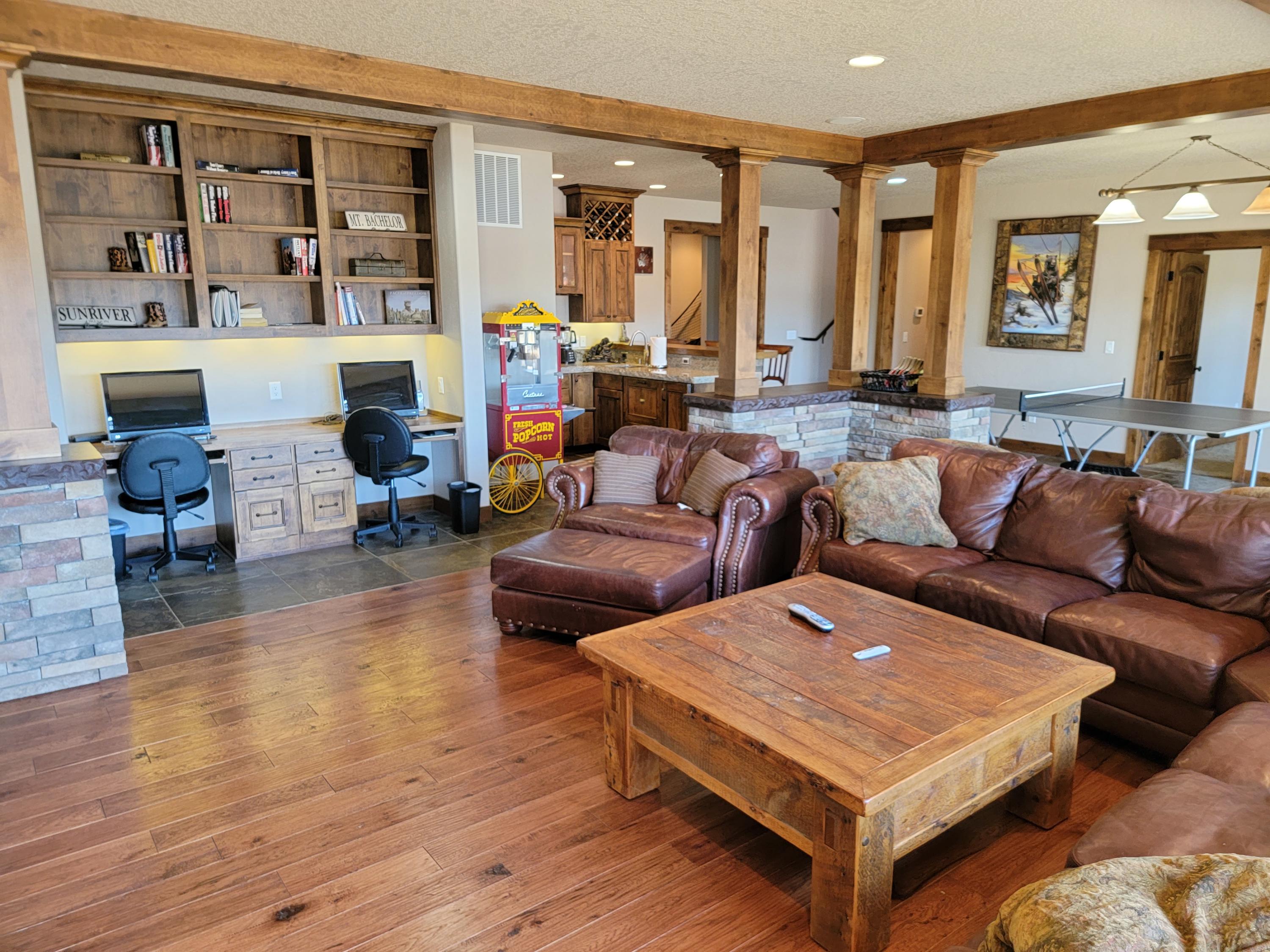 Fairway Point Villag - Residential