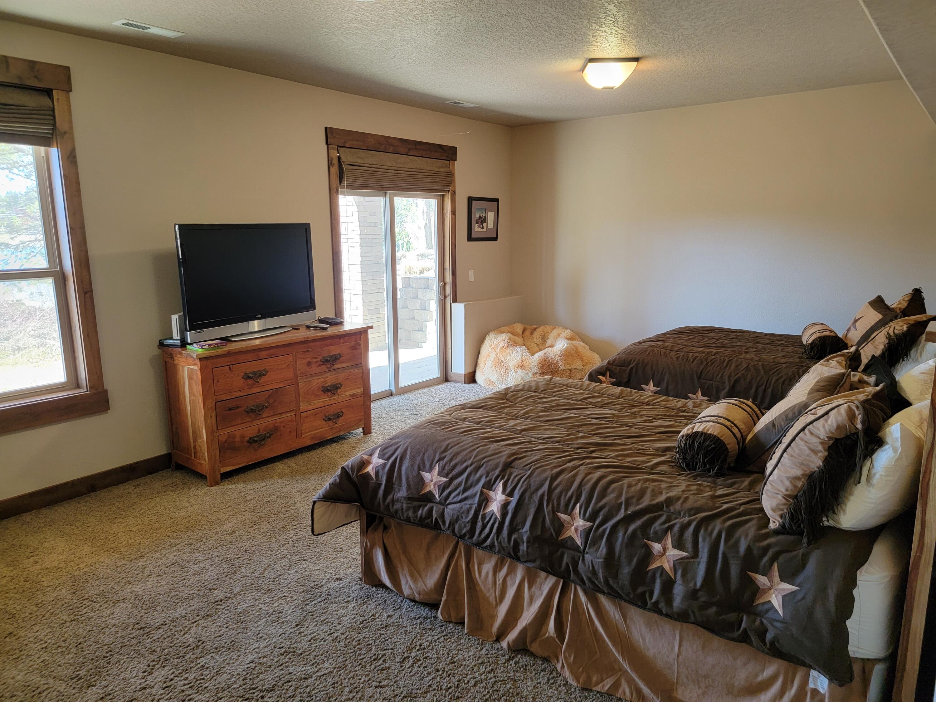 Fairway Point Villag - Residential