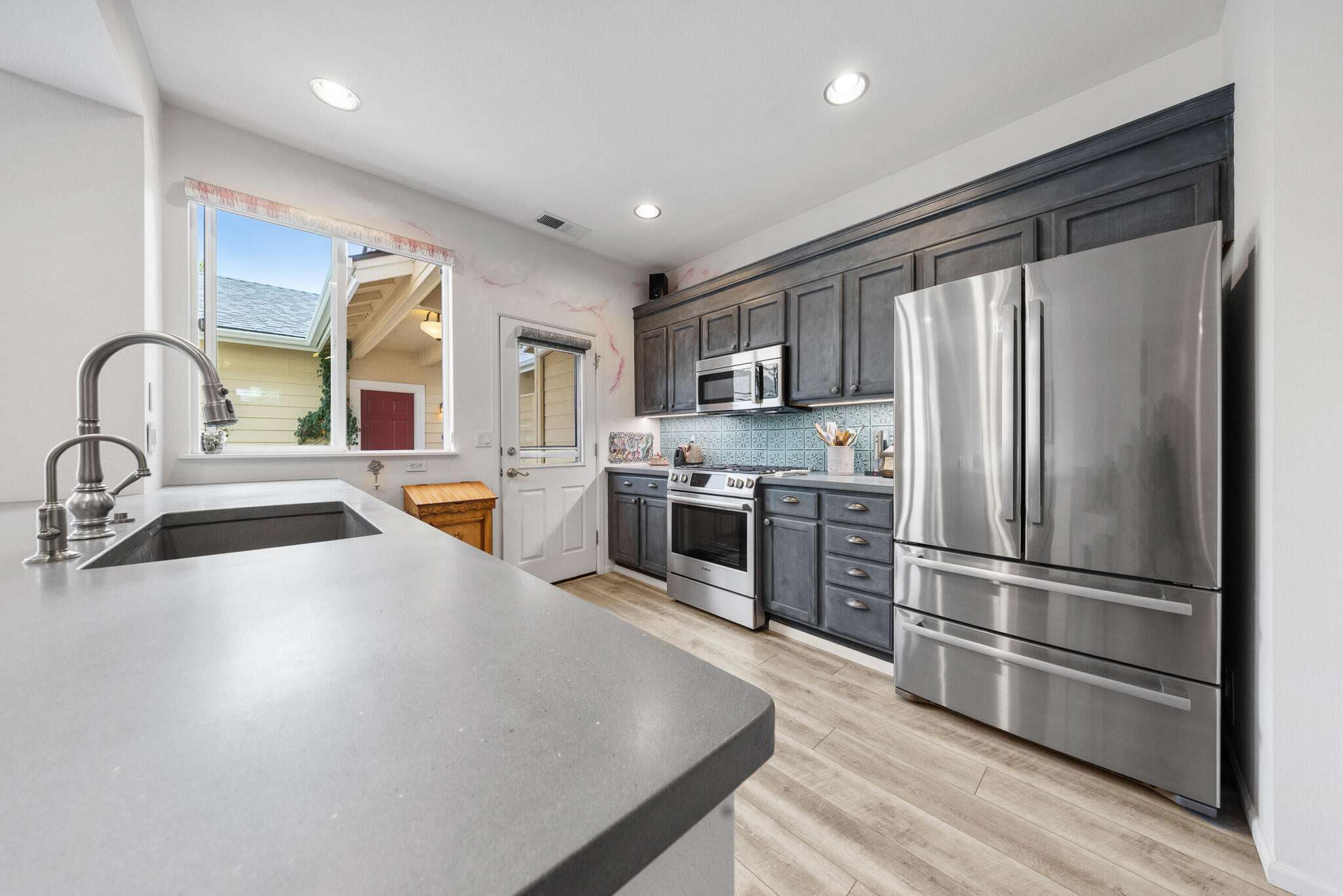 The Bluffs River Ben - Residential