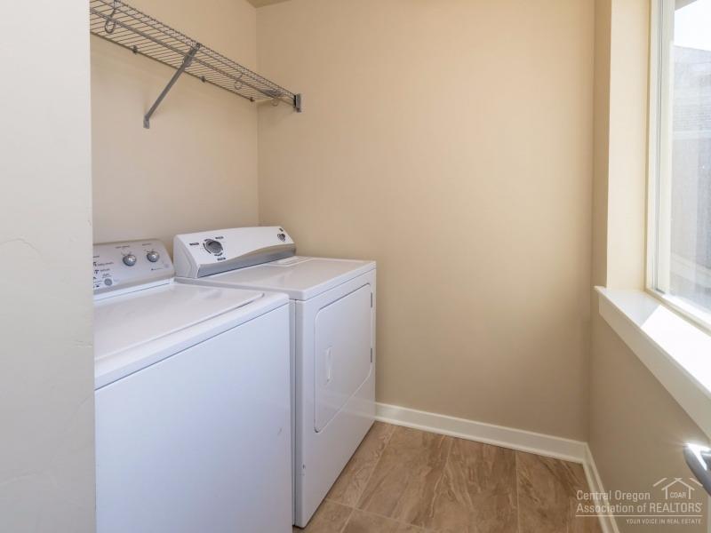 8th Street Cottages - Residential