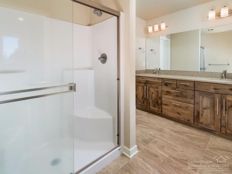 8th Street Cottages - Residential