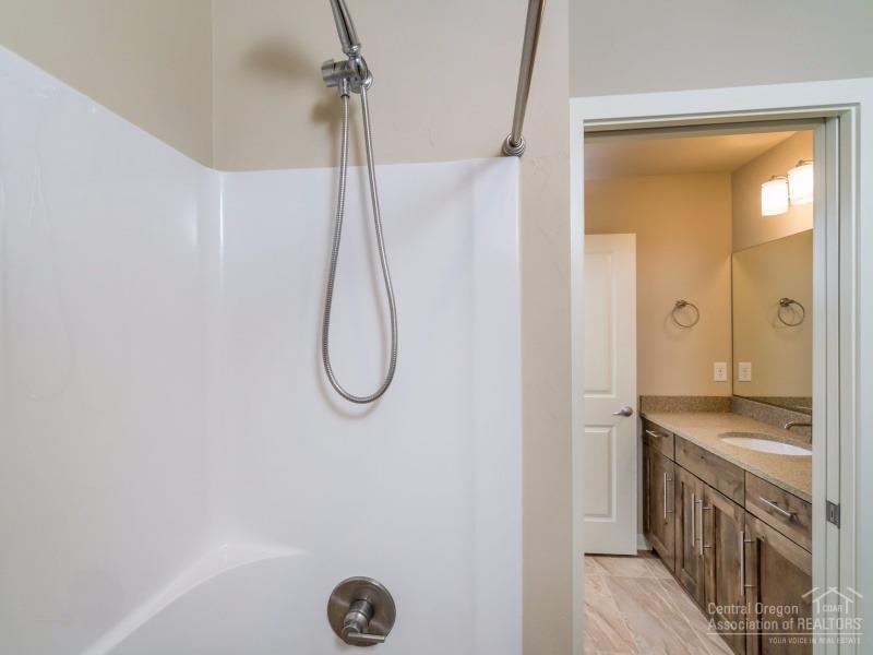 8th Street Cottages - Residential