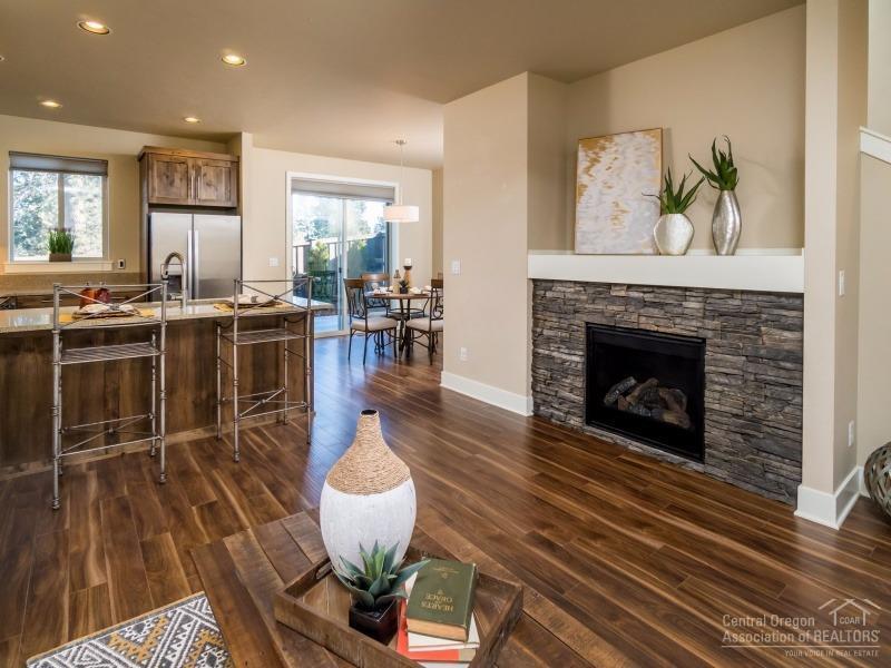 8th Street Cottages - Residential