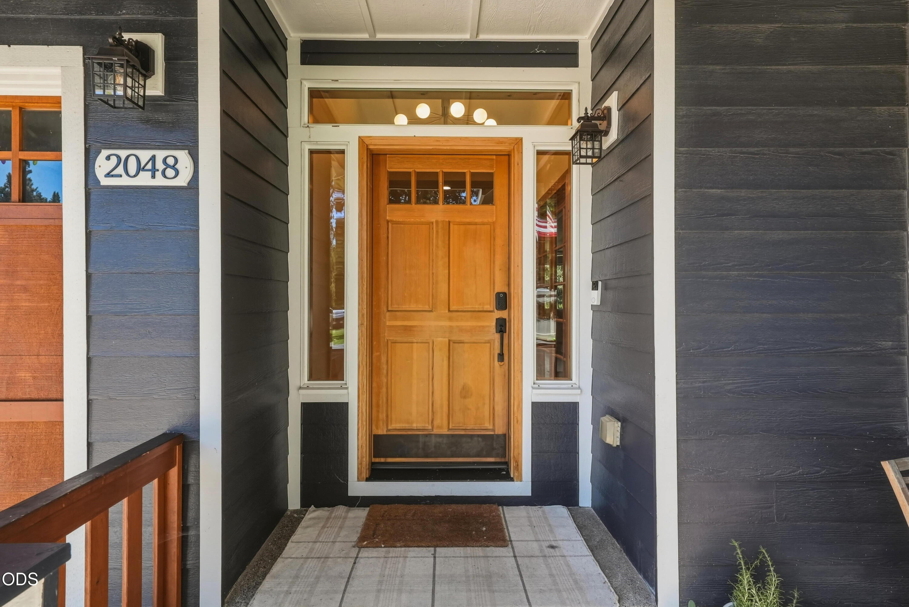 2048 NE Cradle Mountain Way