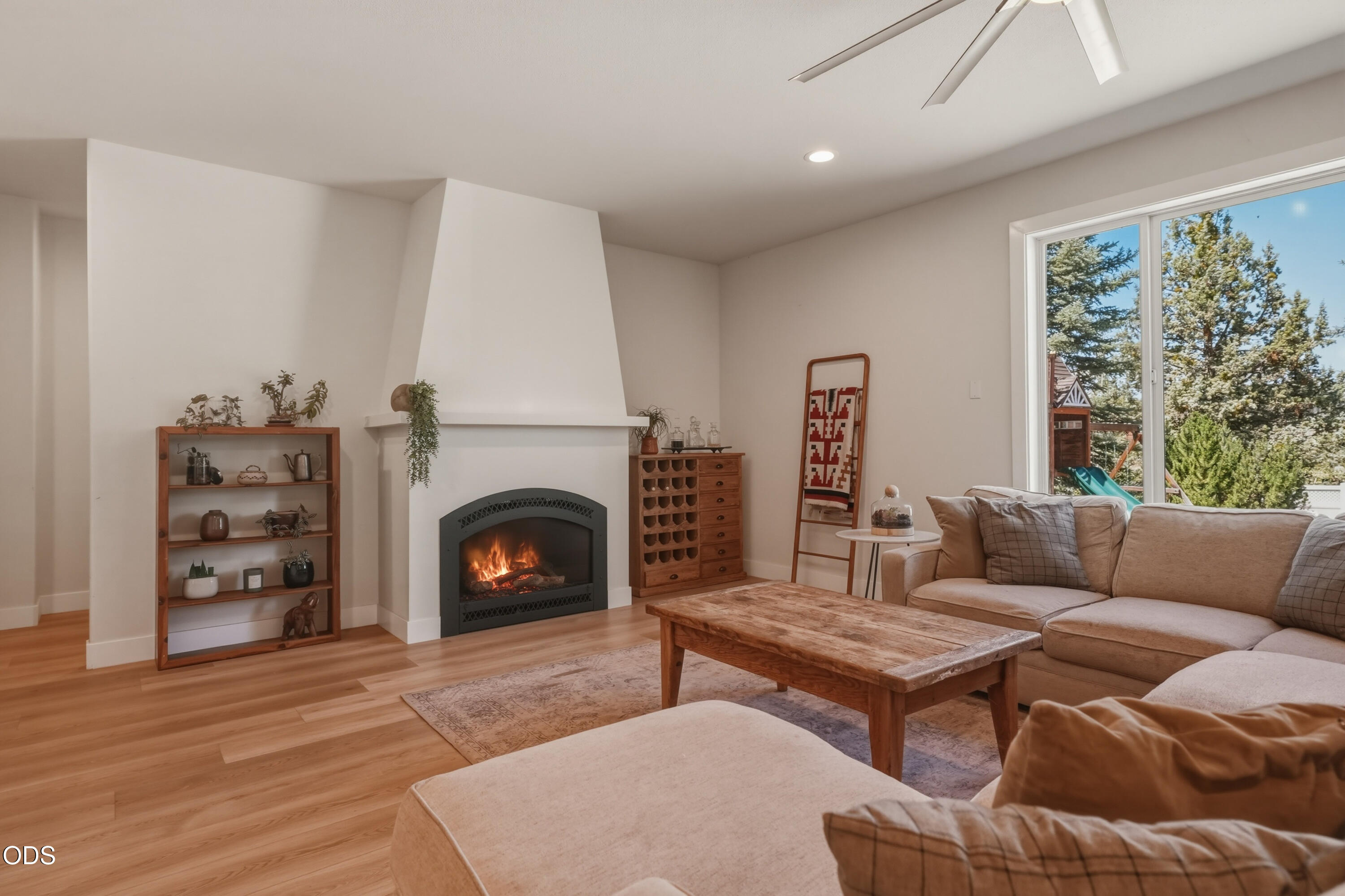 2048 NE Cradle Mountain Way