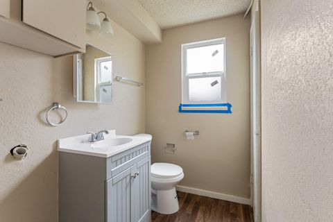 Tiny photo for 1215 W Main Street #C, Medford, OR 97501 (MLS # 220211656)