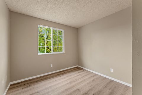 Tiny photo for 1215 W Main Street #C, Medford, OR 97501 (MLS # 220211656)