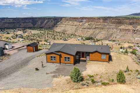 14007 SW Peninsula Drive Terrebonne OR 97760