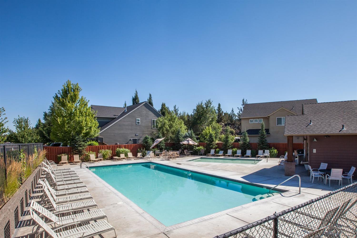 Lava Ridges - Residential