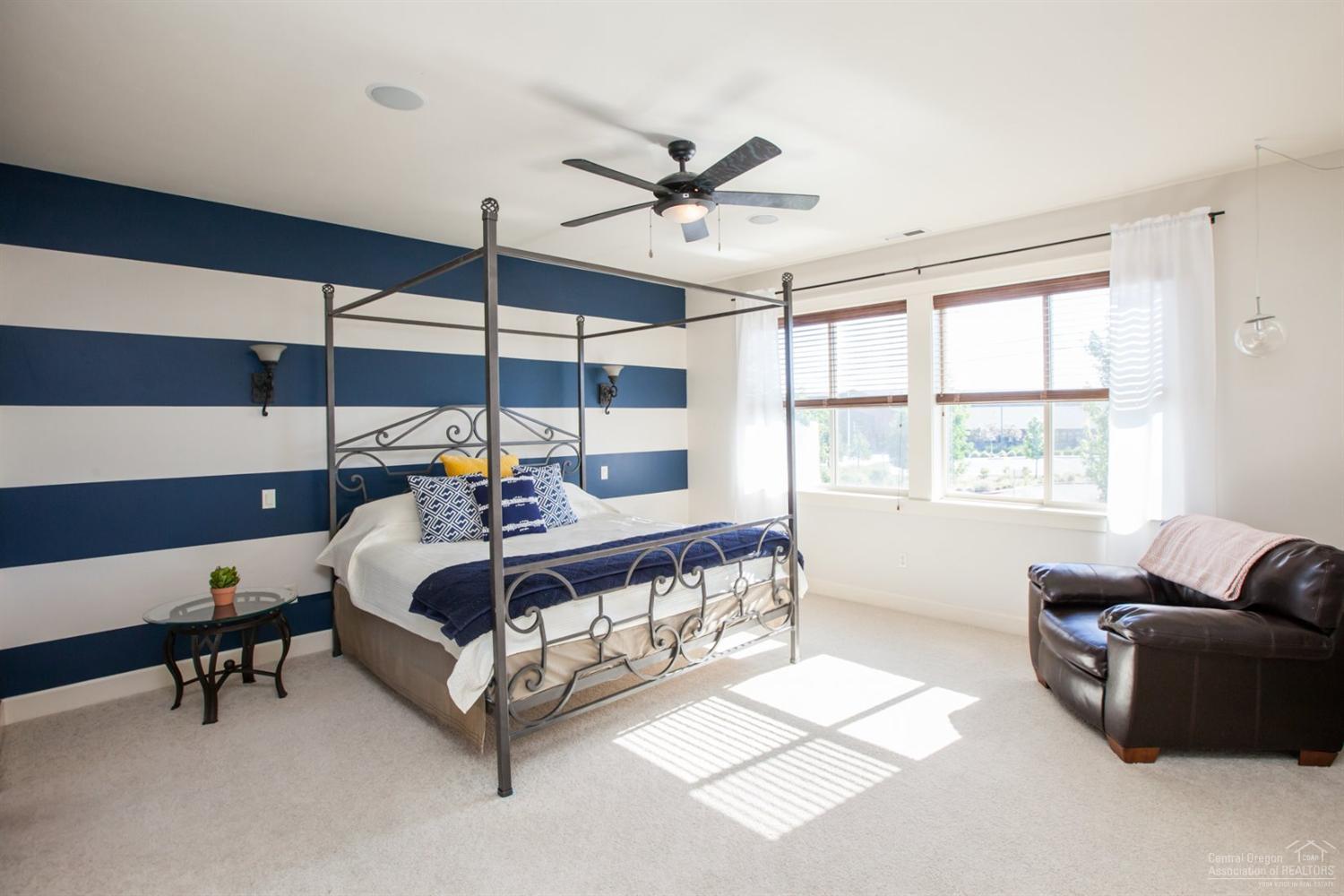 Lava Ridges - Residential