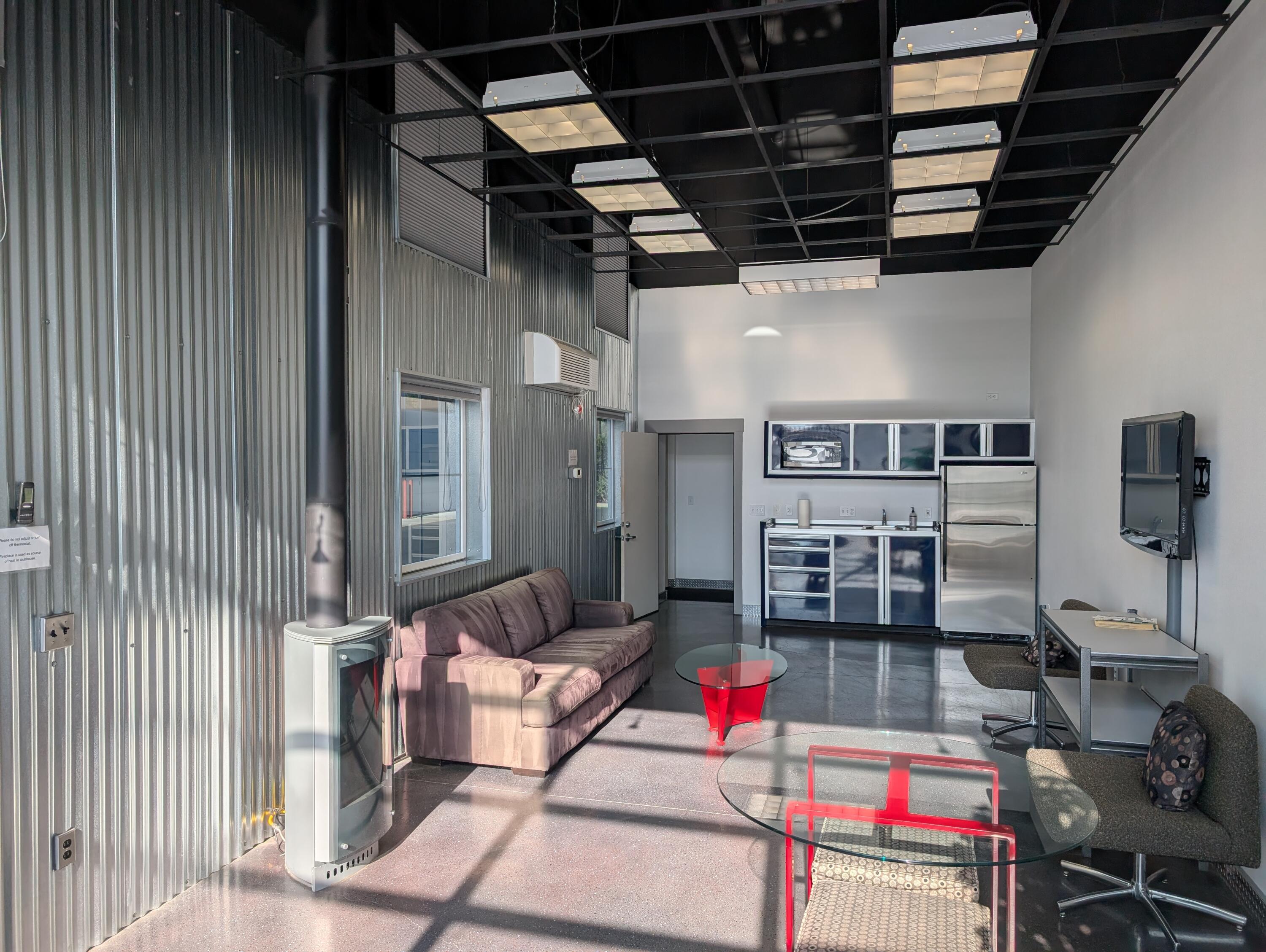 Garajmahal - Commercial Sale