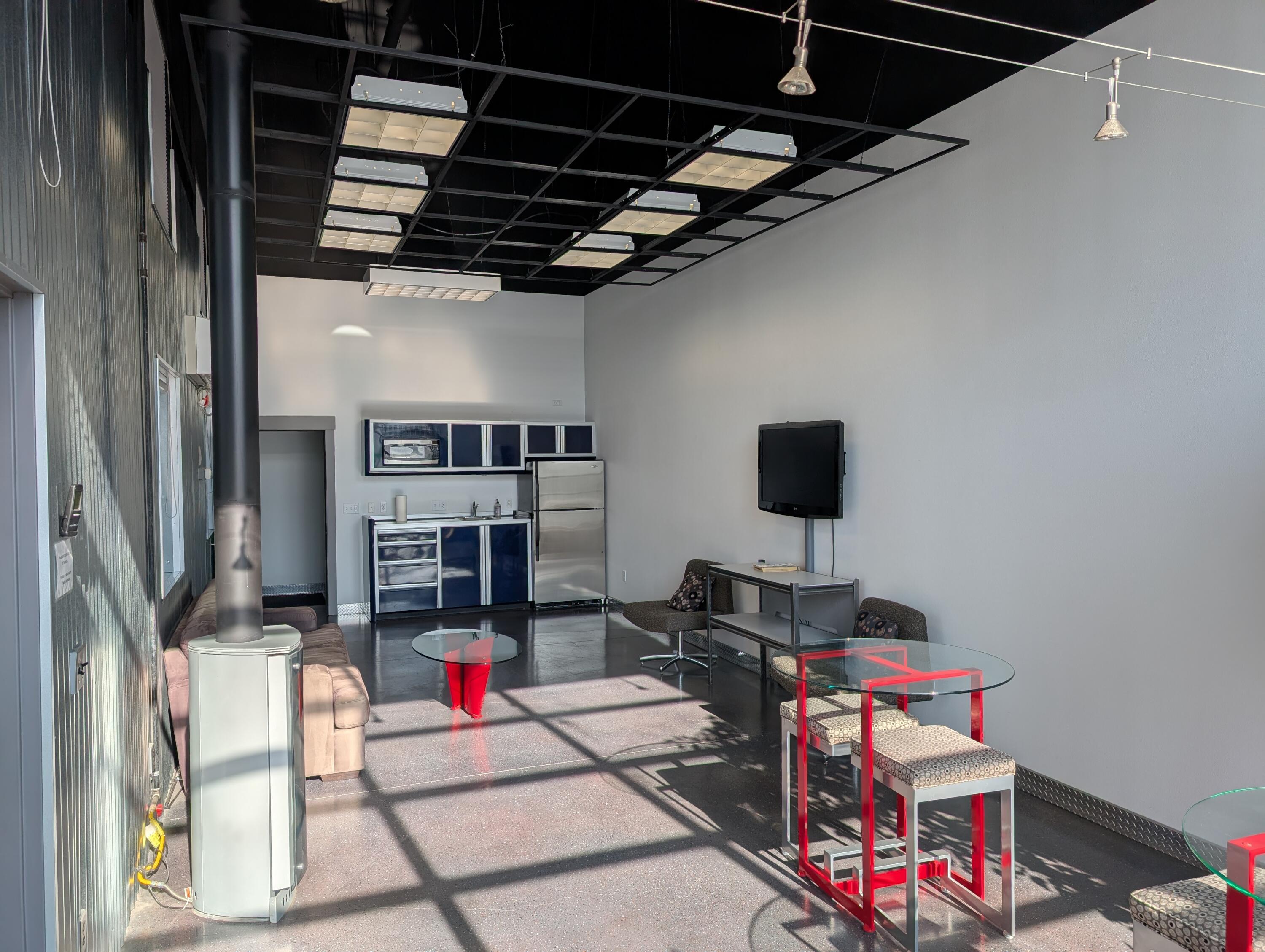 Garajmahal - Commercial Sale