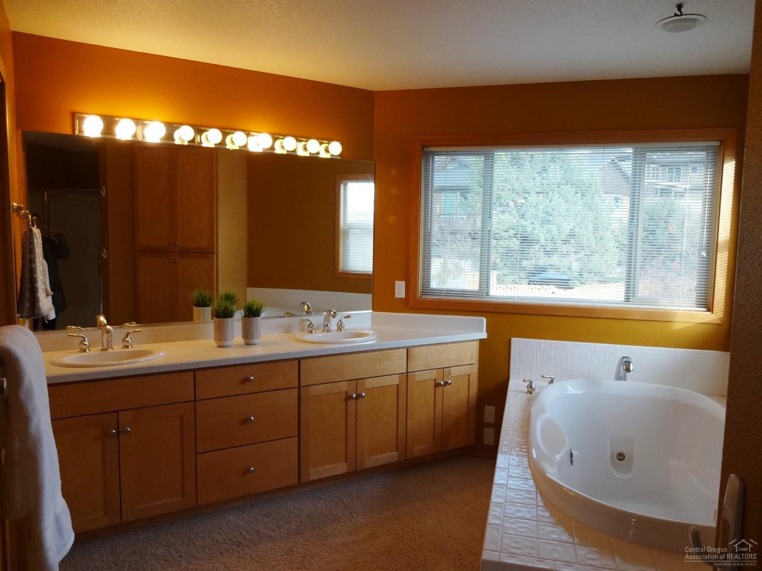 Golden Butte - Residential