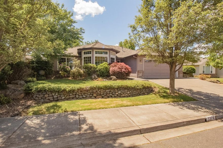This home is a dandy and a must tour!! Great floor plan with formal living and dining rooms, fireplace with brick surroumd in the family room and a slider to the patio. Plenty of storage and counter space in the kitche plus an eating nook. All three bedrooms are of good size. The master suite has a fan light, nice walk-in closet and the master bath is large with double sinks. The entry, kitchen and nook have hardwood floors. All the carpet is brand new, as is the vinyl in the laundry room. All appliances stay, including the washer and dryer. The exterior of the home was painted 4 or 5 years ago and the interior paint is barely dry. Nice neutral colors throughout. The landscaping has been nicely done and well take care of. Sought after east side location close to shopping and medical facilities. This home is in the Phoenix/Talent School District.