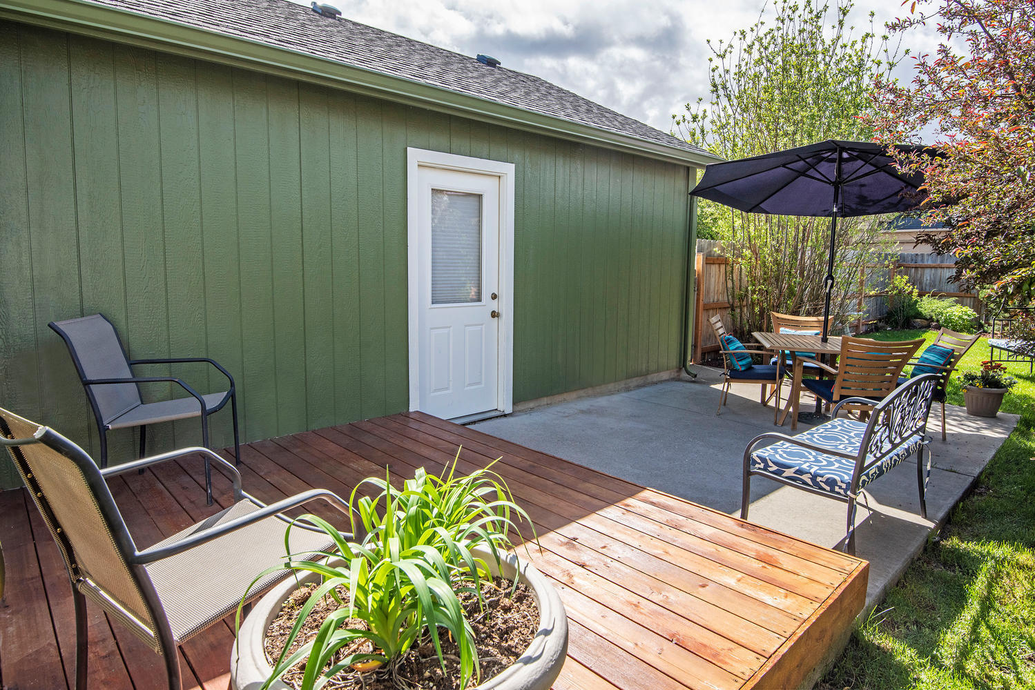 Sisters Park Place - Residential