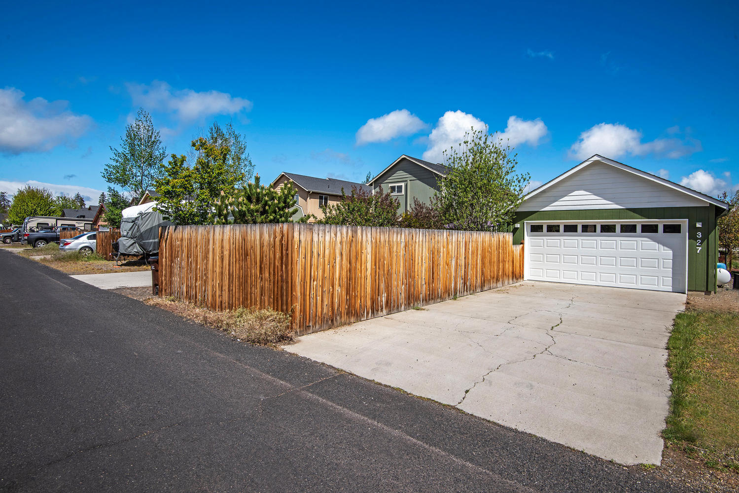 Sisters Park Place - Residential