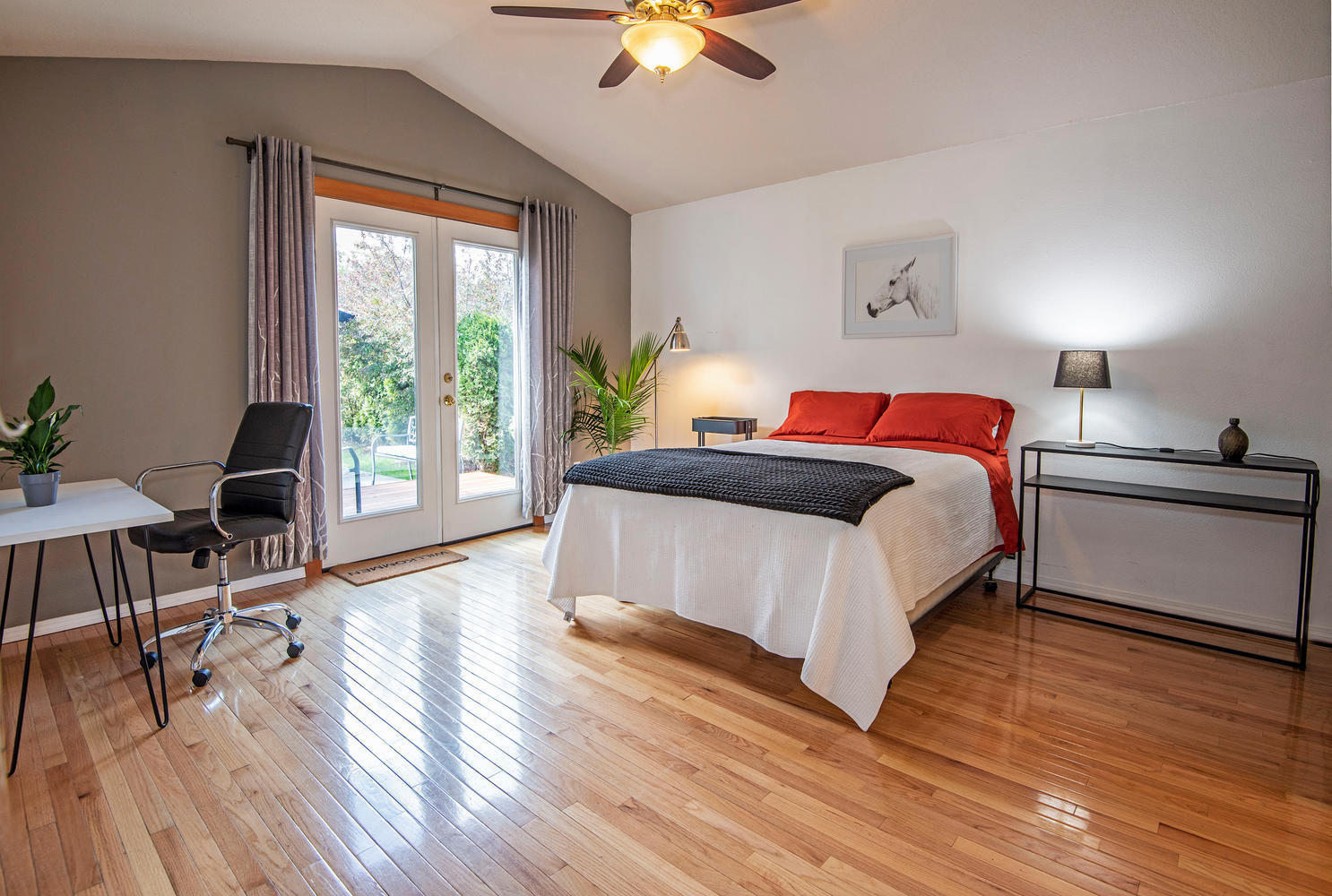 Sisters Park Place - Residential