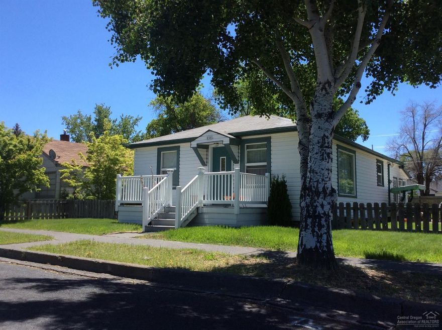 Presented fully Furnished,Decorated & Vacation Rental Ready including all housewares and appliances. Certified Feng Shui designer/artist has created custom details in every room.This total package offering is unlike anything on the market today. Desirable location near Old Town. Parks Schools Library Pubs Restaurants a short stroll. All the important improvements have been completed including~ Electrical Panel, Natural Gas Furnace 2 years new. Seller has redefined the term Move In Ready.