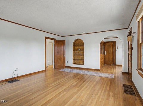 Tiny photo for 1345 Pacific Terrace, Klamath Falls, OR 97601 (MLS # 220227227)