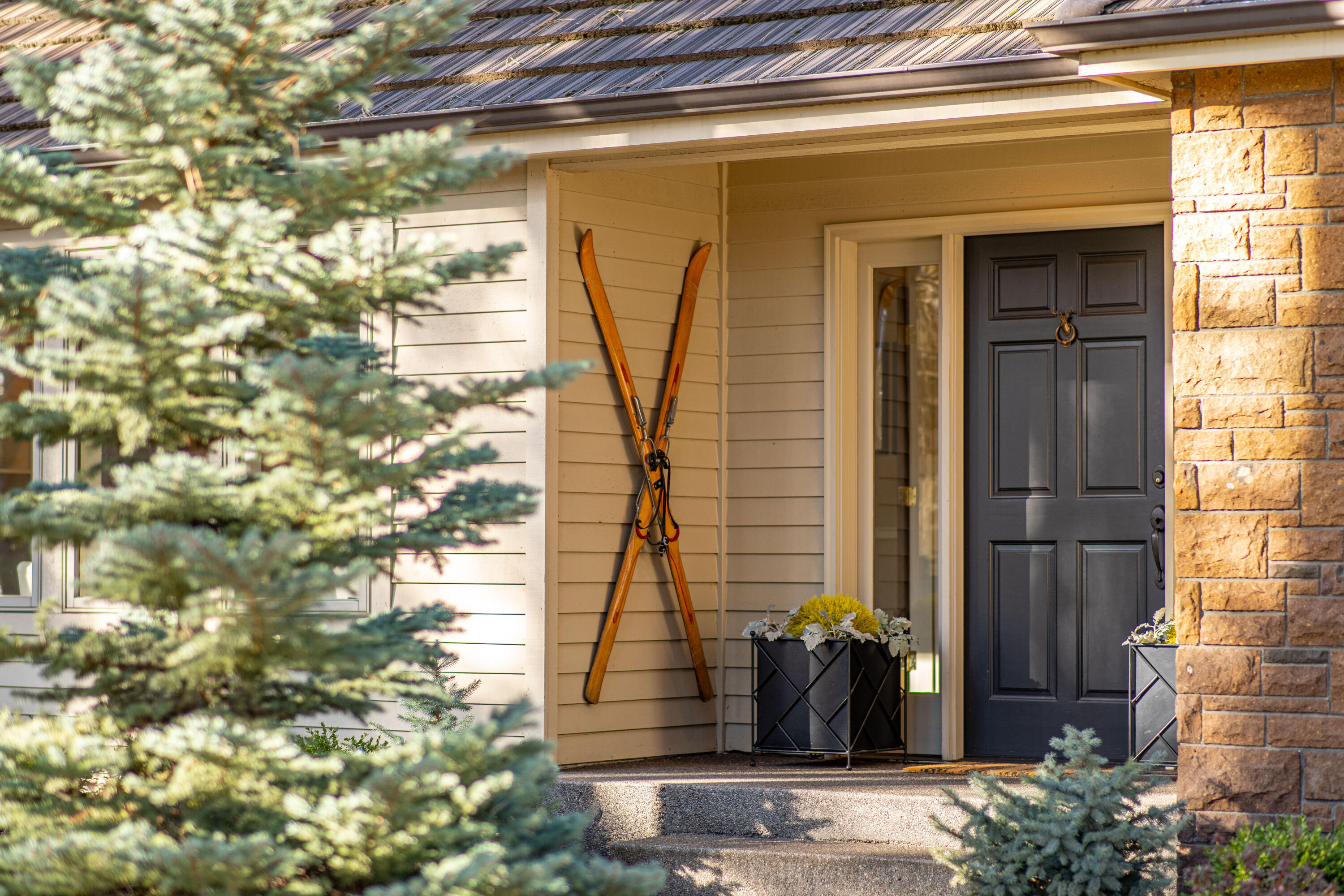 Broken Top - Residential