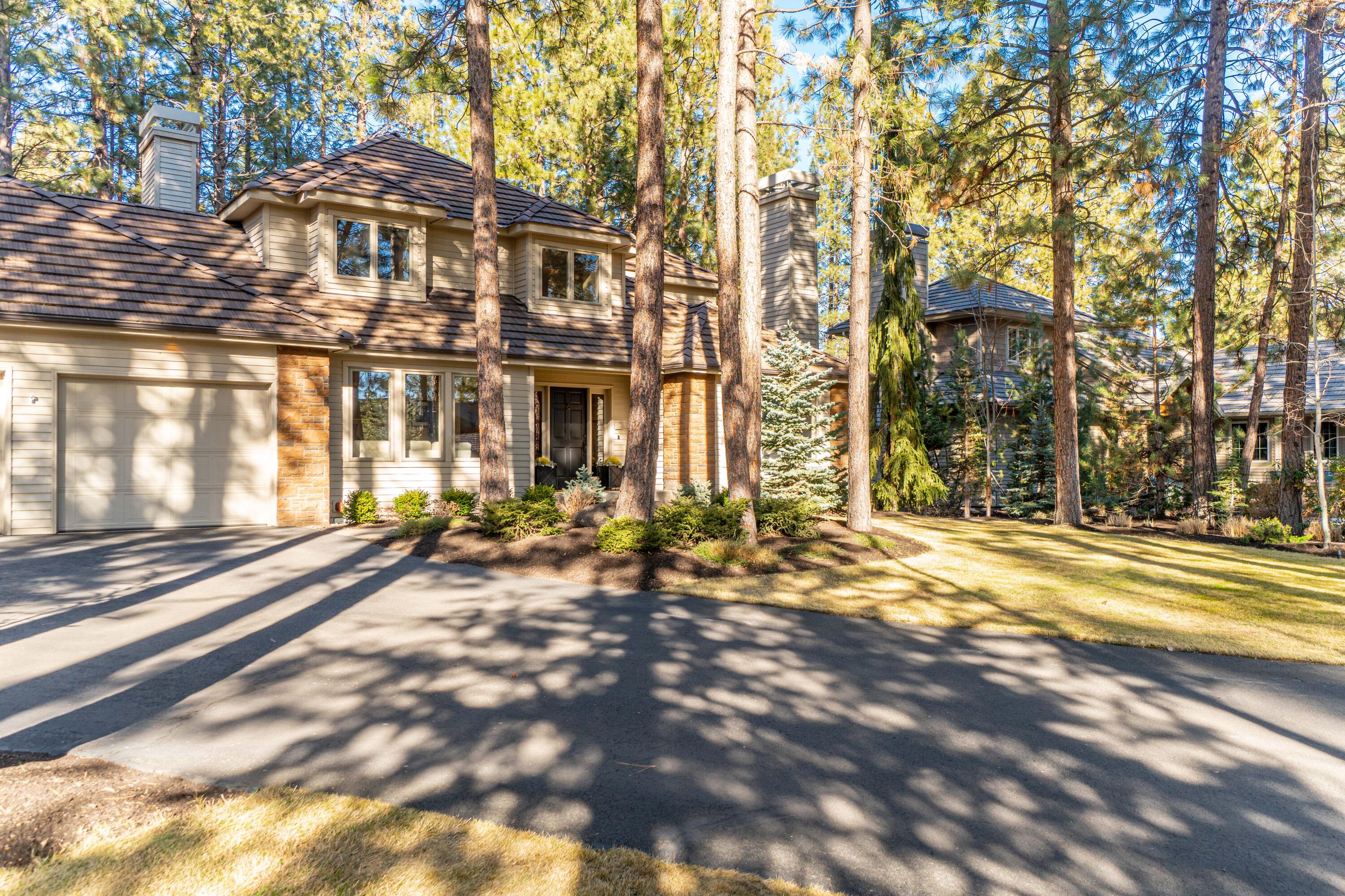 Broken Top - Residential