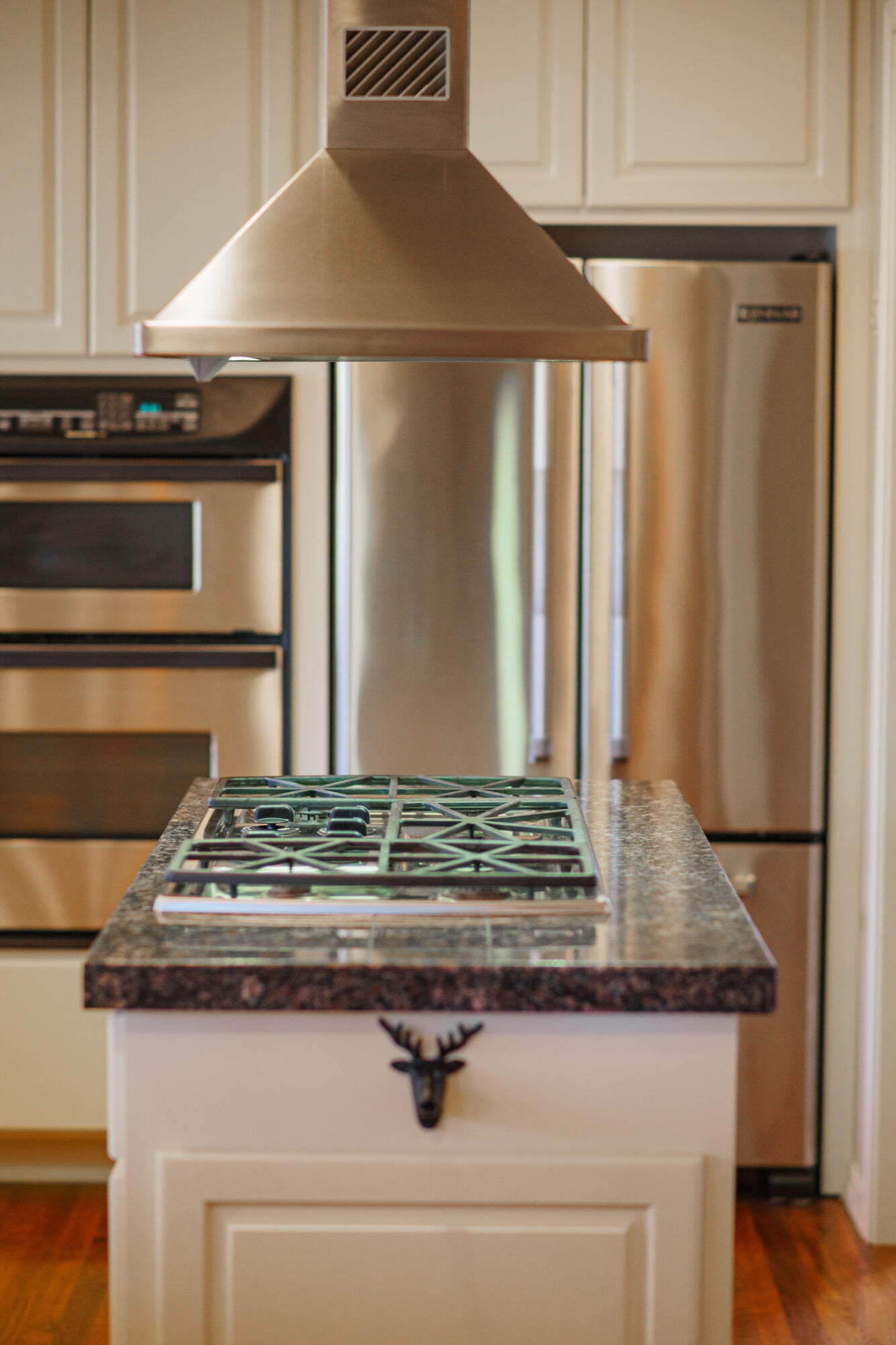 Broken Top - Residential