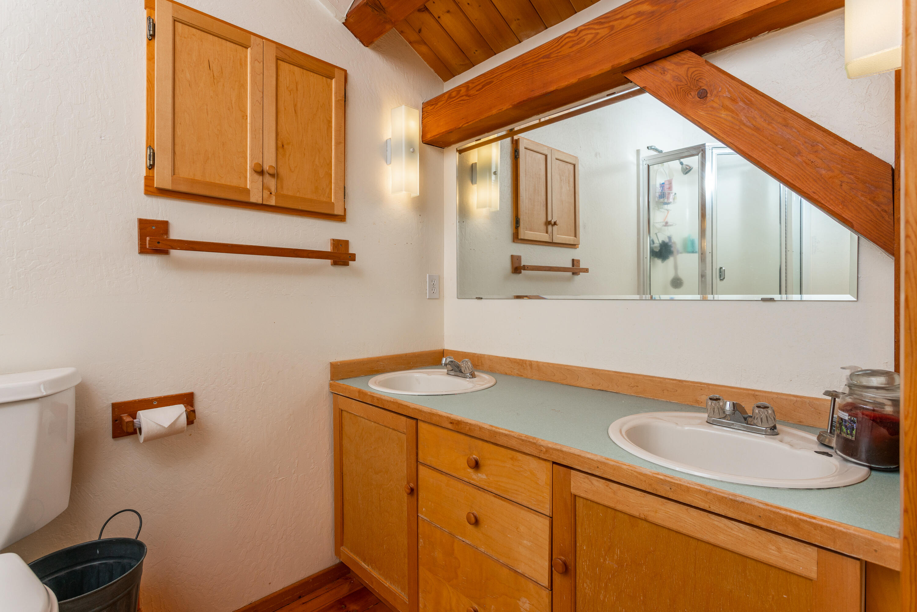 Lovestone Acres - Residential