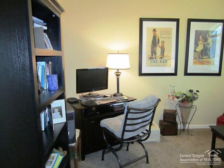 Views At Oak Tree - Residential