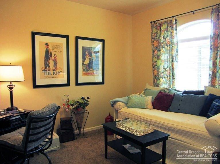 Views At Oak Tree - Residential