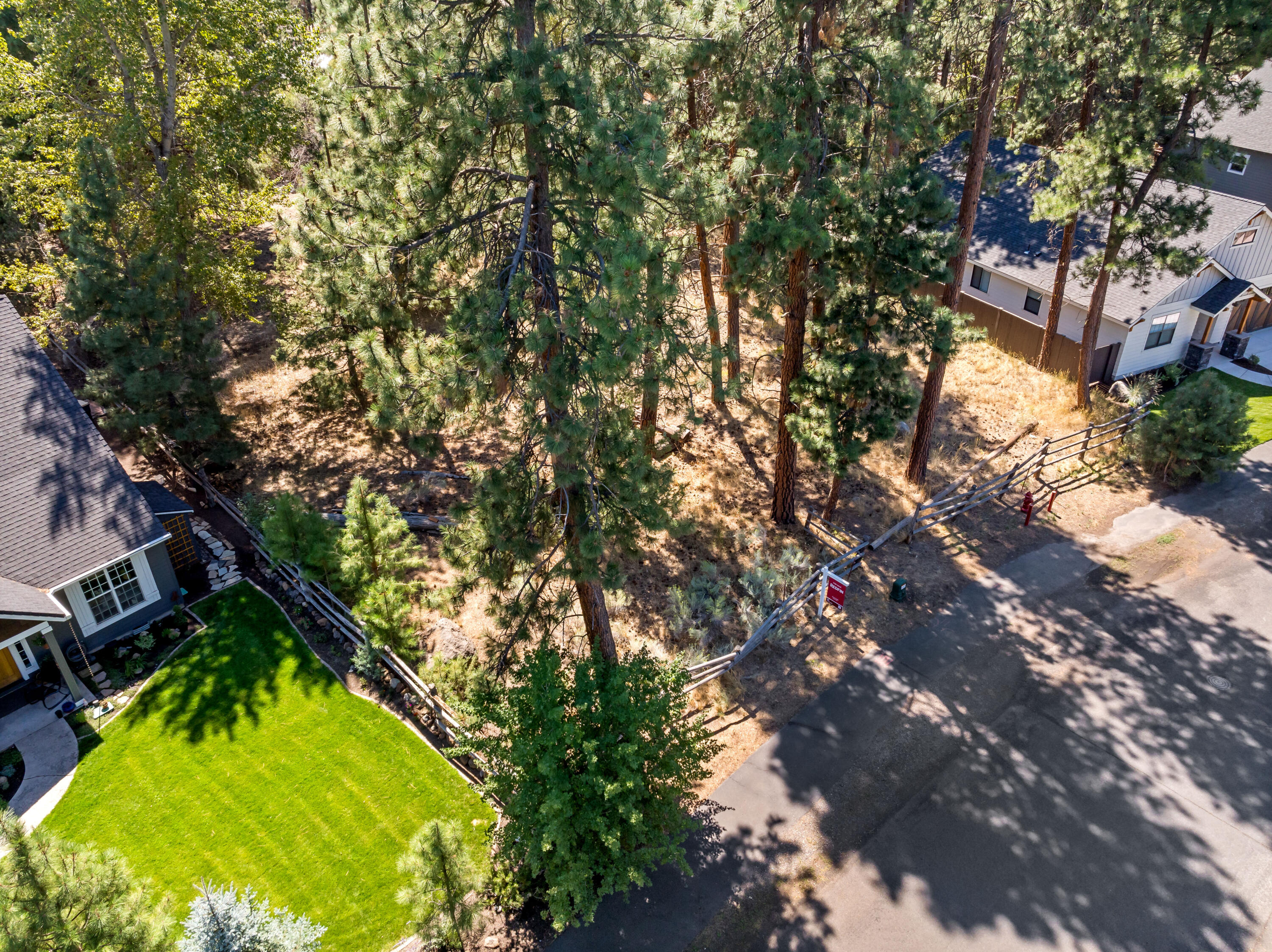 Roaring Springs - Land