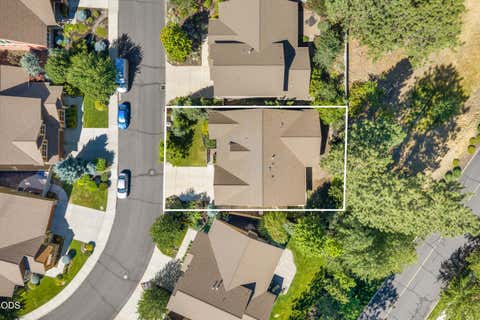 Tiny photo for 60822 Falcon Pointe Lane, Bend, OR 97702 (MLS # 220226989)