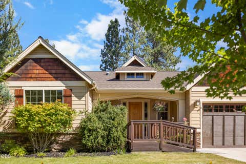 Photo of 60822 Falcon Pointe Lane, Bend, OR 97702 (MLS # 220226989)