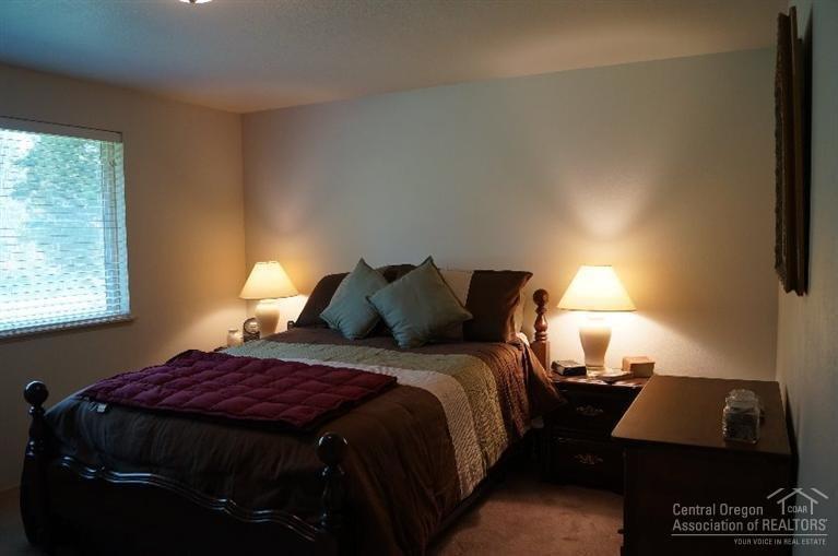 Crane Prairie Est - Residential