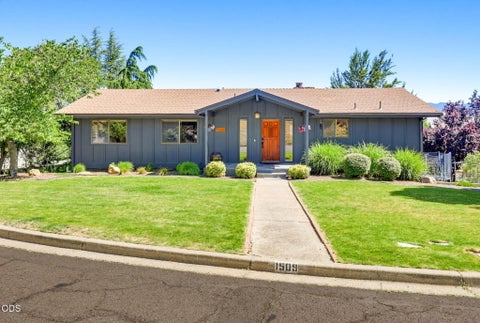 Tiny photo for 1509 Woodland Drive, Ashland, OR 97520 (MLS # 220224544)