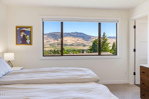 Tiny photo for 1509 Woodland Drive, Ashland, OR 97520 (MLS # 220224544)