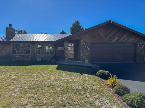 Tiny photo for 7026 Sierra Place, Klamath Falls, OR 97603 (MLS # 220211040)