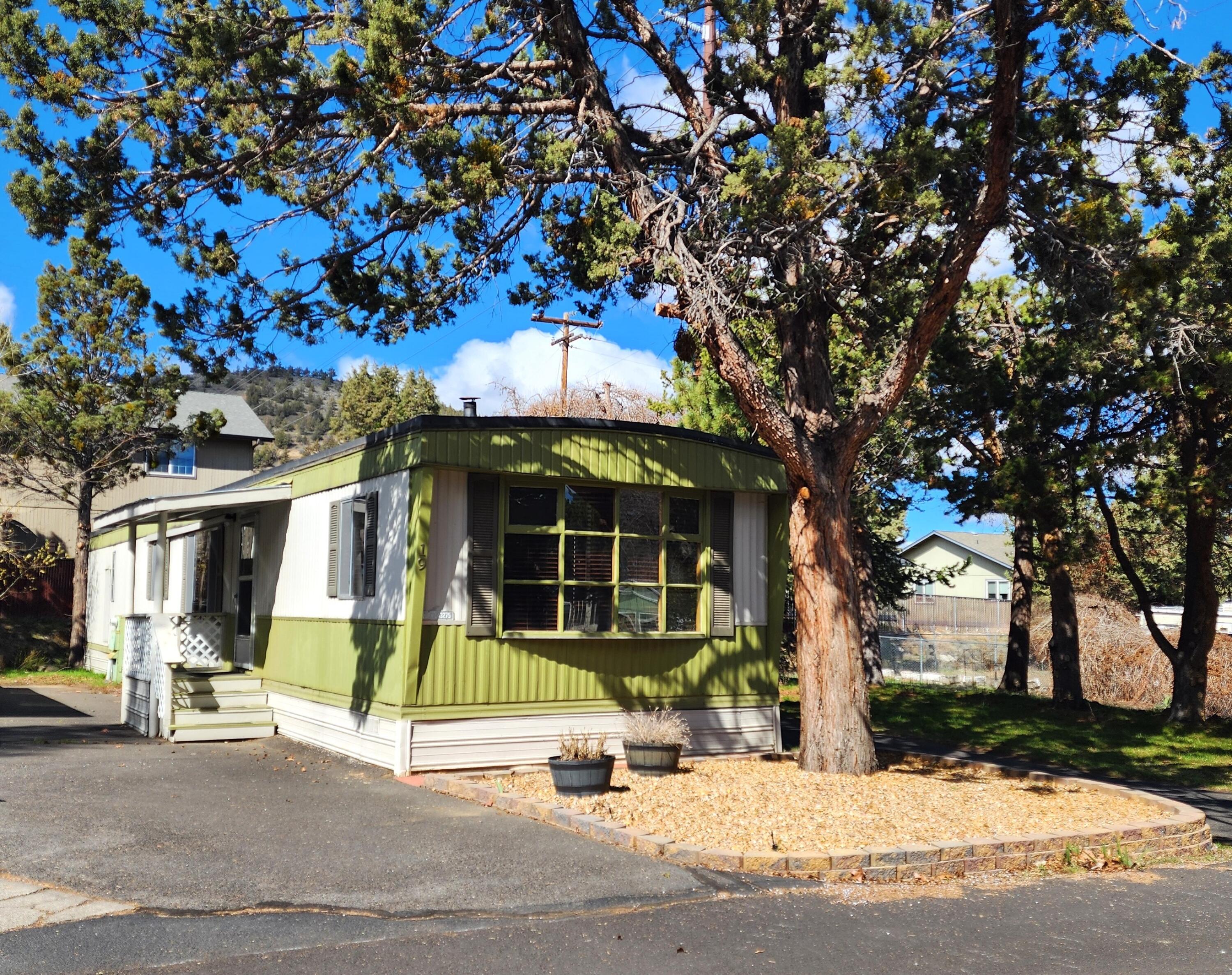 Rock Arbor Villa - Residential