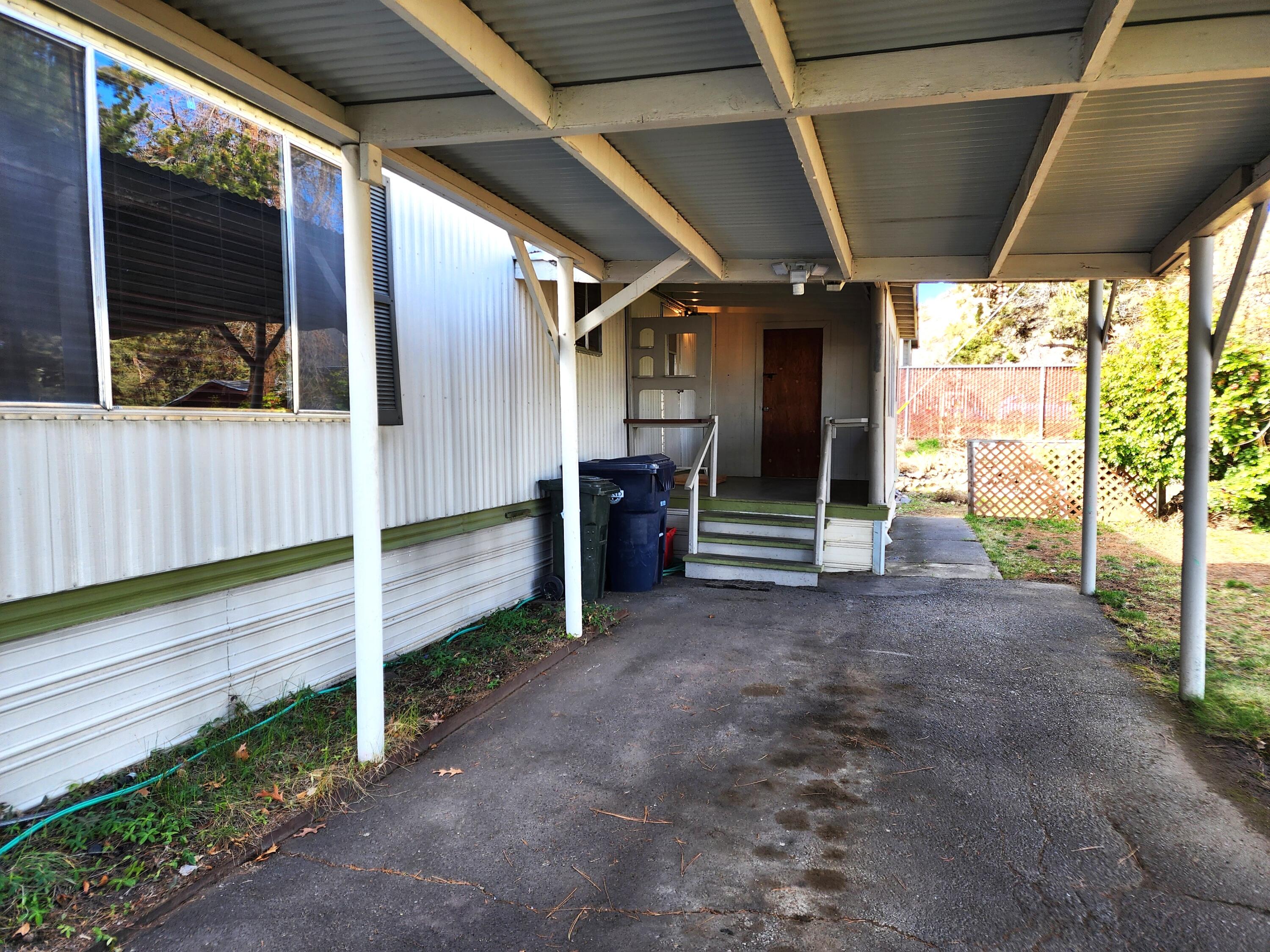 Rock Arbor Villa - Residential