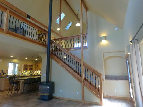 Tiny photo for 5215 SW Upper Canyon Rim Drive, Culver, OR 97734 (MLS # 220212048)