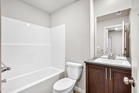 Tiny photo for 709 NW Walnut Avenue, Redmond, OR 97756 (MLS # 220227251)