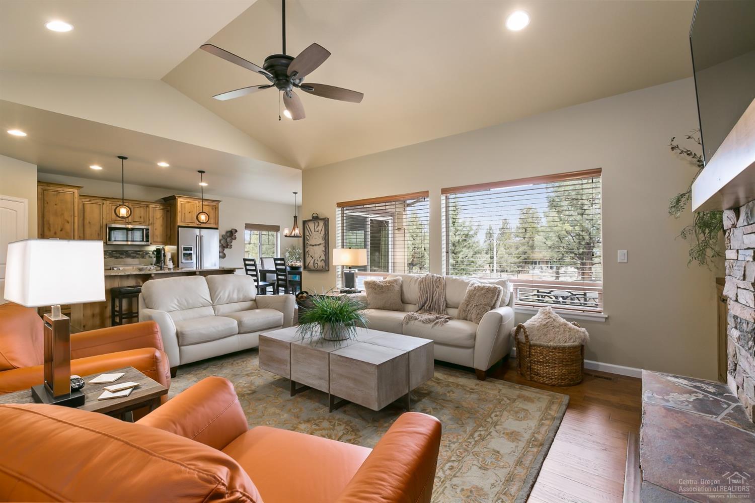 Eagle Crest - Residential