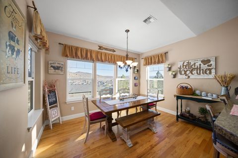 Tiny photo for 2662 NE Meadowcrest Drive, Prineville, OR 97754 (MLS # 220213850)