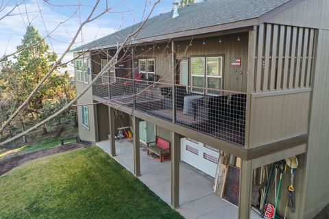 Tiny photo for 2662 NE Meadowcrest Drive, Prineville, OR 97754 (MLS # 220213850)